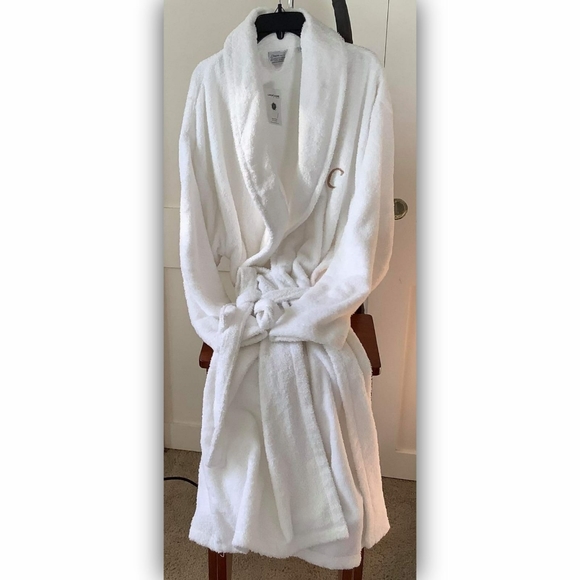 Linum home textiles Other - NWT White Robe